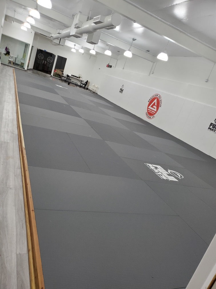 Gracie Barra - CA