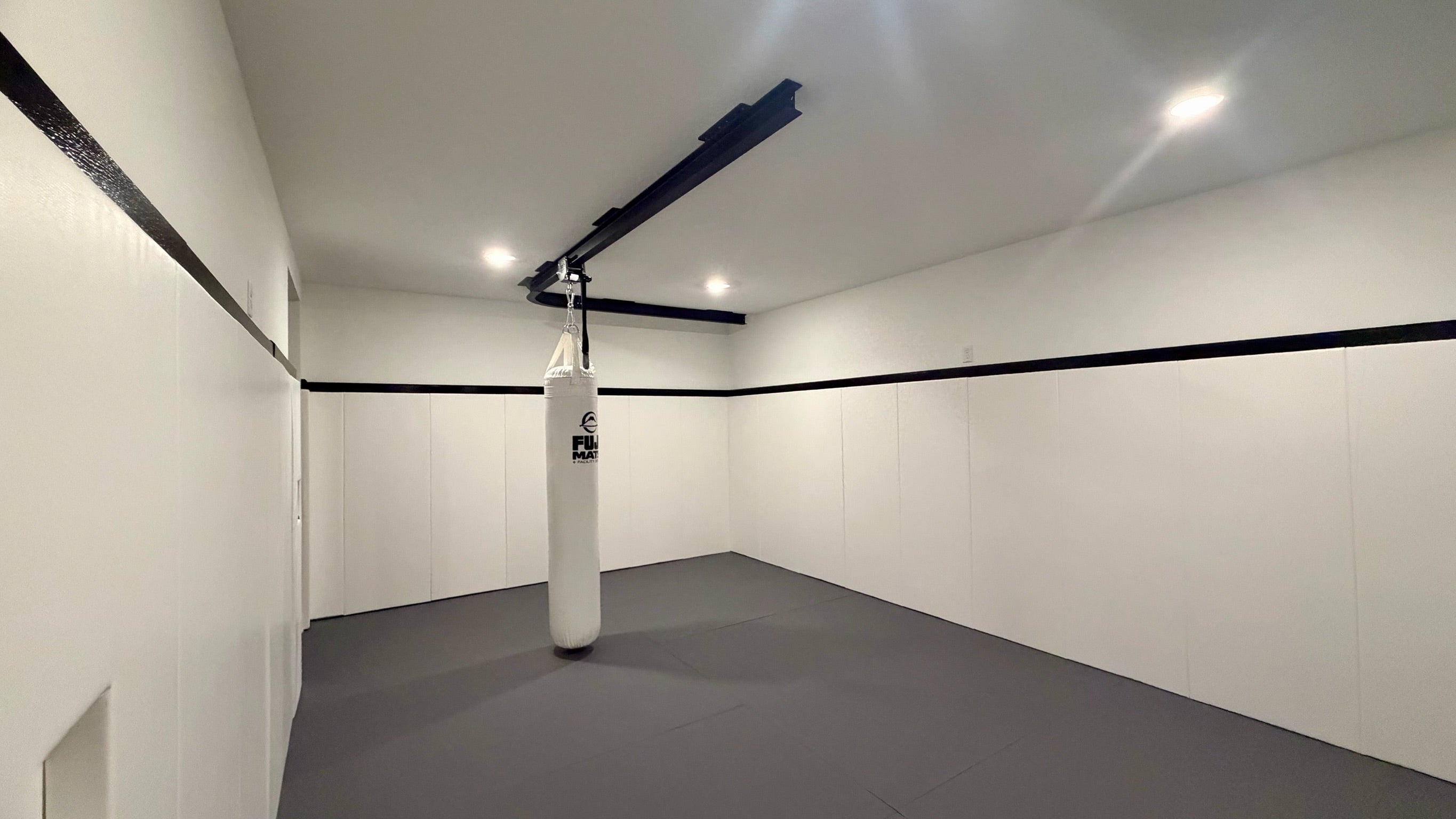 Trolley Bag Rack: Ceiling Mount Curve Unit