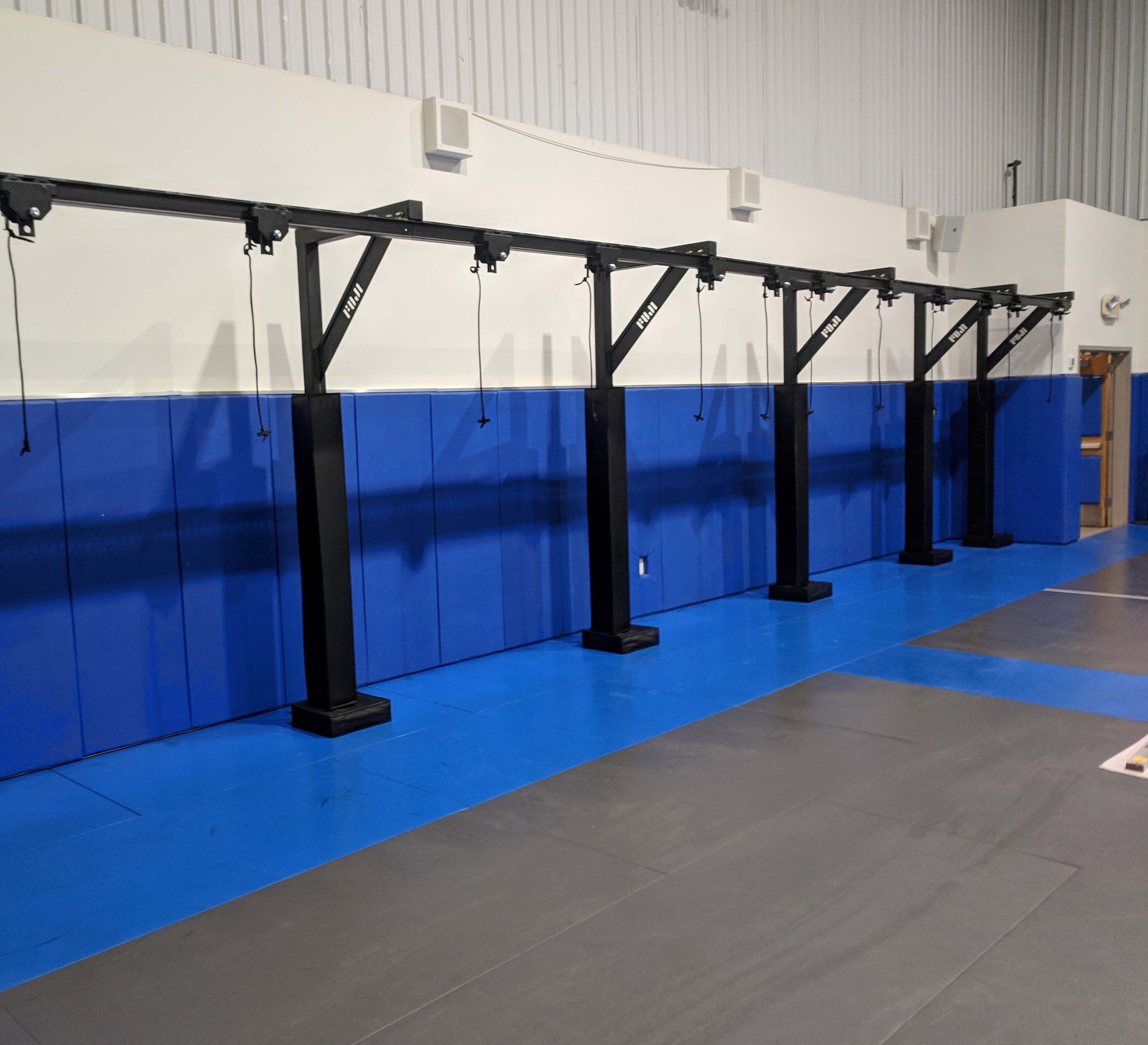 Trolley Bag Rack: Floor Mount